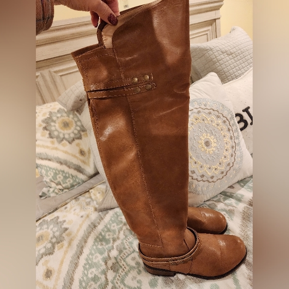 Ensley Luxe Boot - Picture 4 of 4